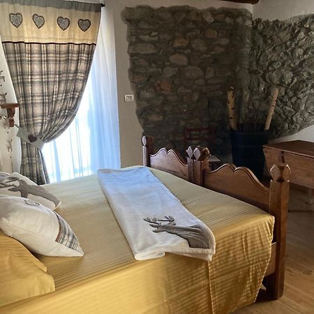 La Peiro Douco Vendégház Roure Turin Kültér fotó