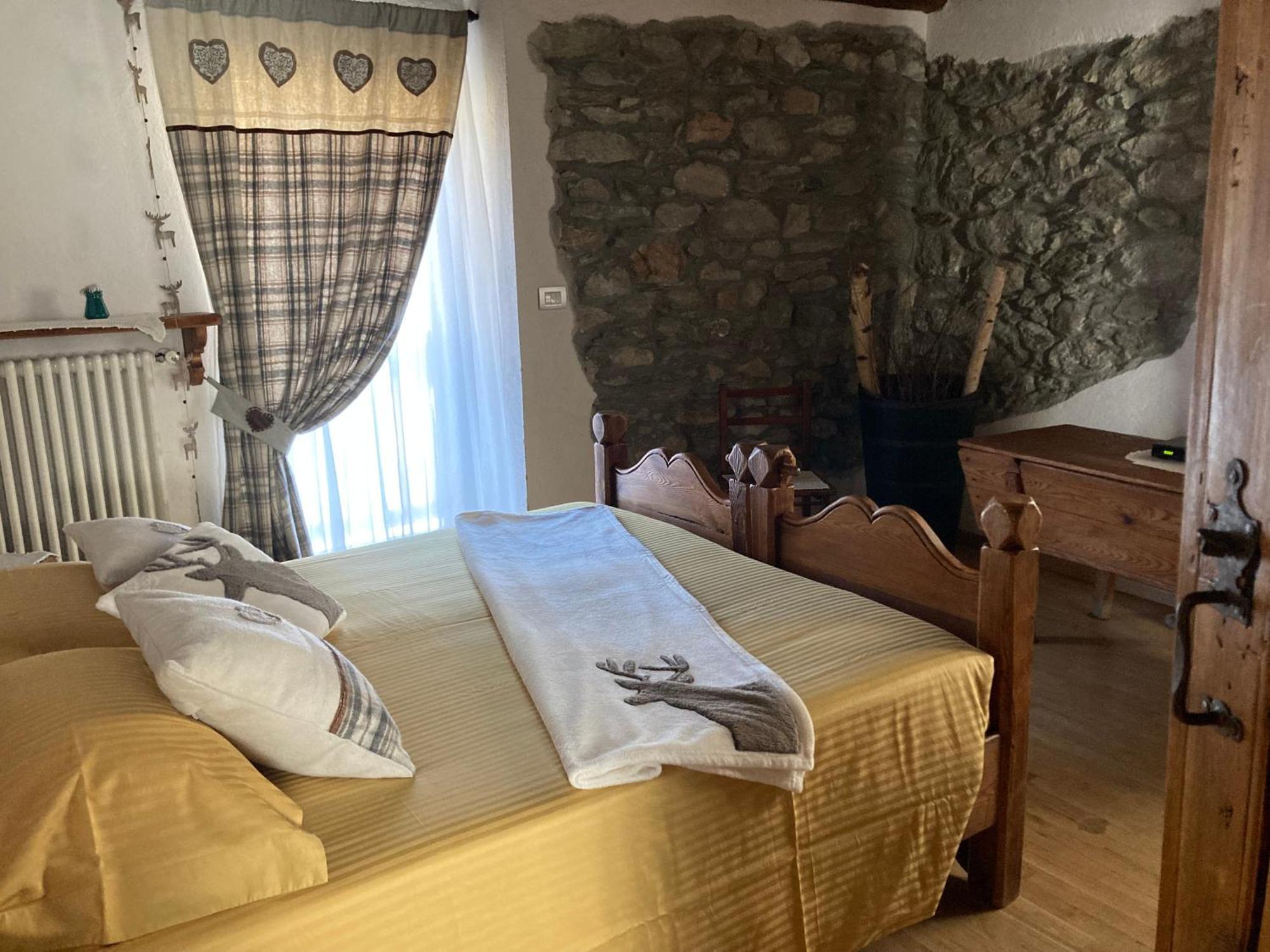 La Peiro Douco Vendégház Roure Turin Kültér fotó